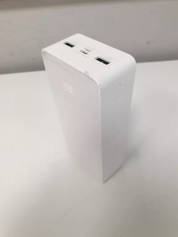 POWERBANK 30000 MAH BASEUS