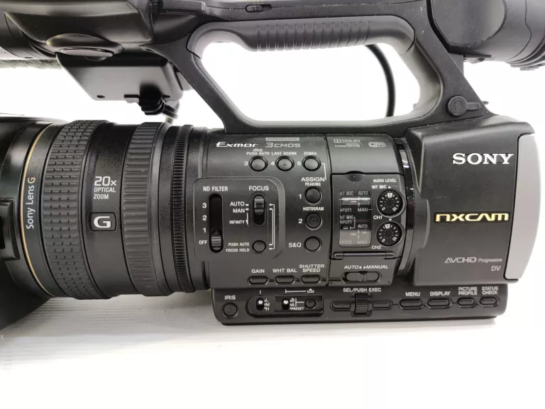 KAMERA CYFROWA SONY HXR-NX3 PILOT ZASILACZ MIKROFON