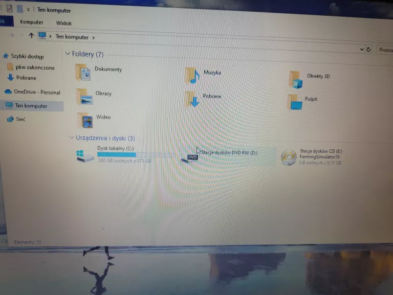 LAPTOP HP PAVILION 8GB RAM AMD A8 WIN 10 HDD500GB