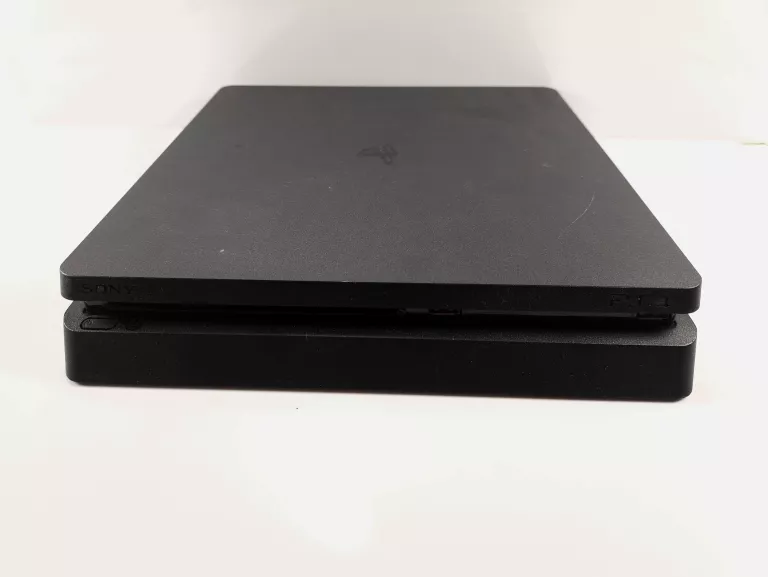KONSOLA PS4 SLIM 408GB + 2 PADY + OKABLOWANIE
