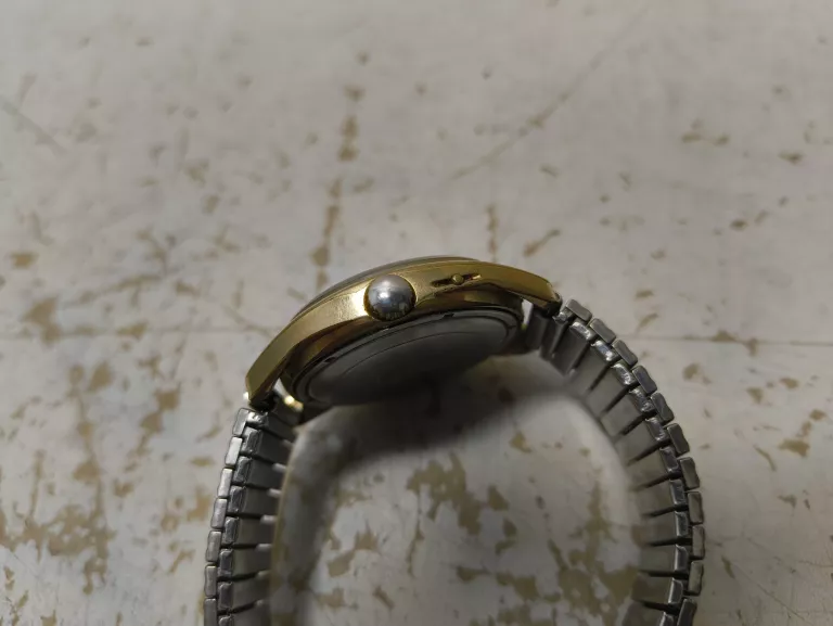 ZEGAREK SLAVA 26 JEWELS