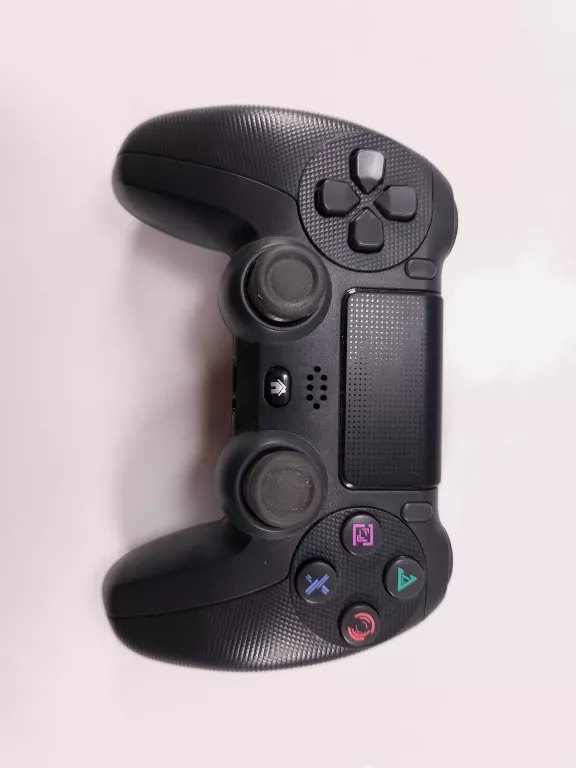 KONSOLA PS4 SLIM 408GB + 2 PADY + OKABLOWANIE