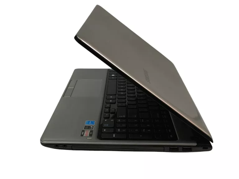 LAPTOP SAMSUNG NP355E5C AMD E2 4 GB / 500 GB