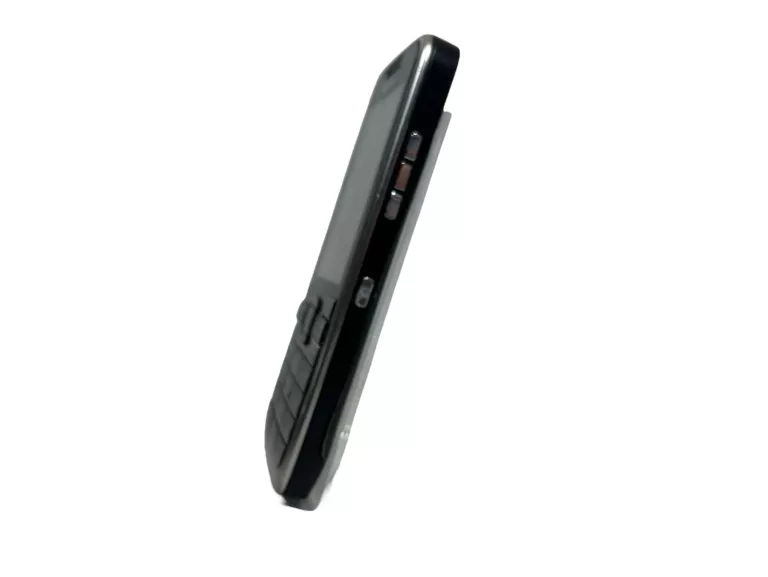 TELEFON NOKIA E52