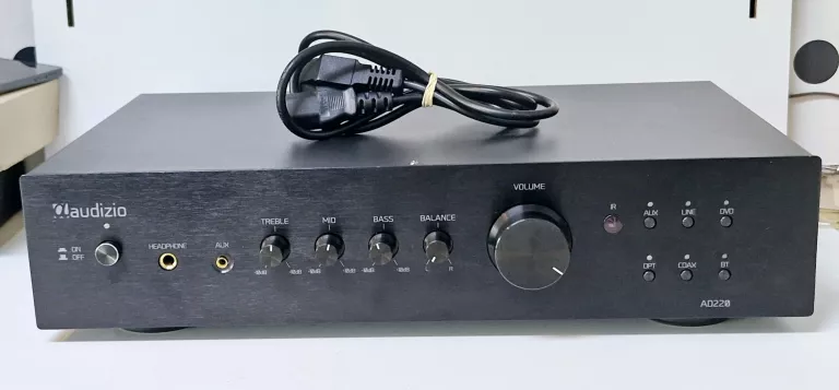 AUDIZIO AD220B 2 KANAŁOWY WZMACNIACZ HI-FI 2X 200W BLUETOOTH
