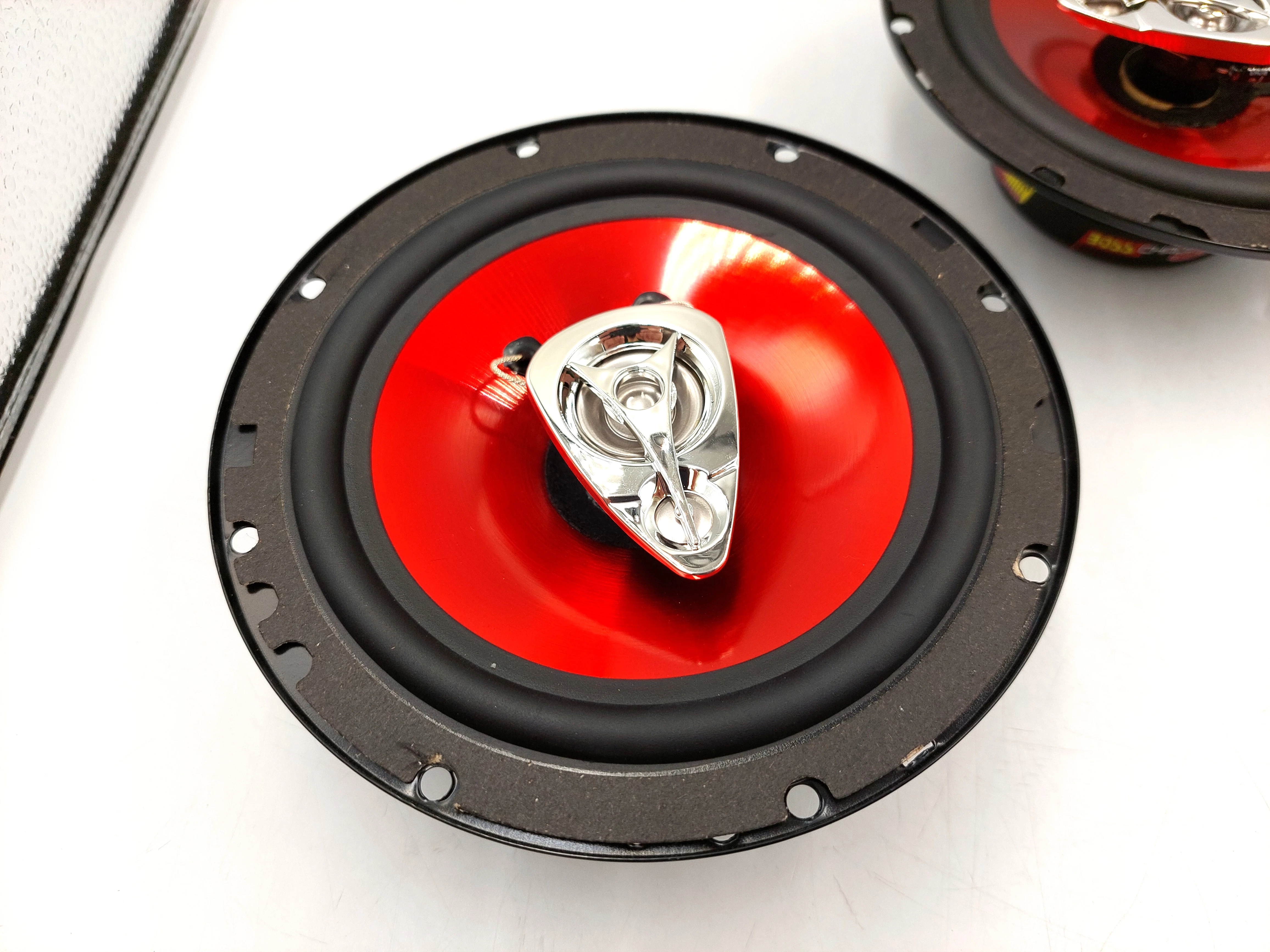 glosniki-wspolosiowe-boss-audio-ch6530-product-id-97bb8ea4-3b6b-4eb3-843a-3bb80279dc90