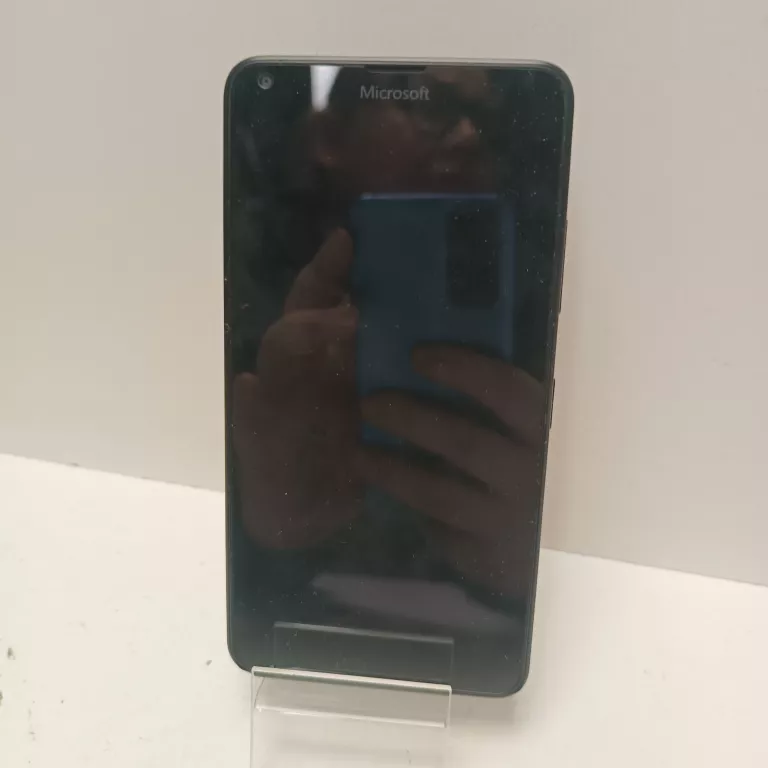 TELEFON NOKIA LUMIA 640