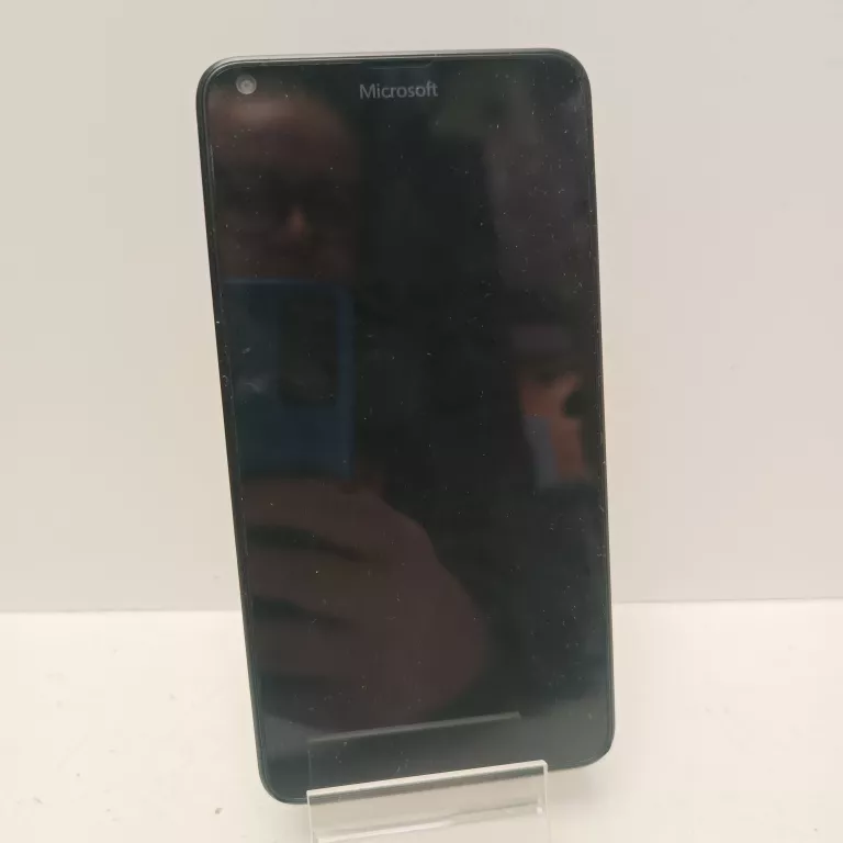 TELEFON NOKIA LUMIA 640
