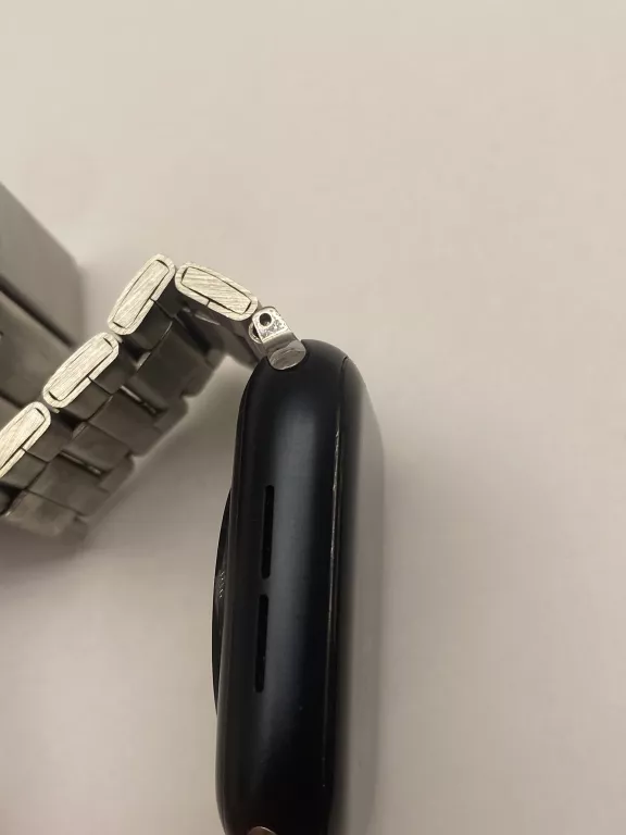 APPLE WATCH SE M/L 45MM PLUS SREBRNA BRANSOLETA
