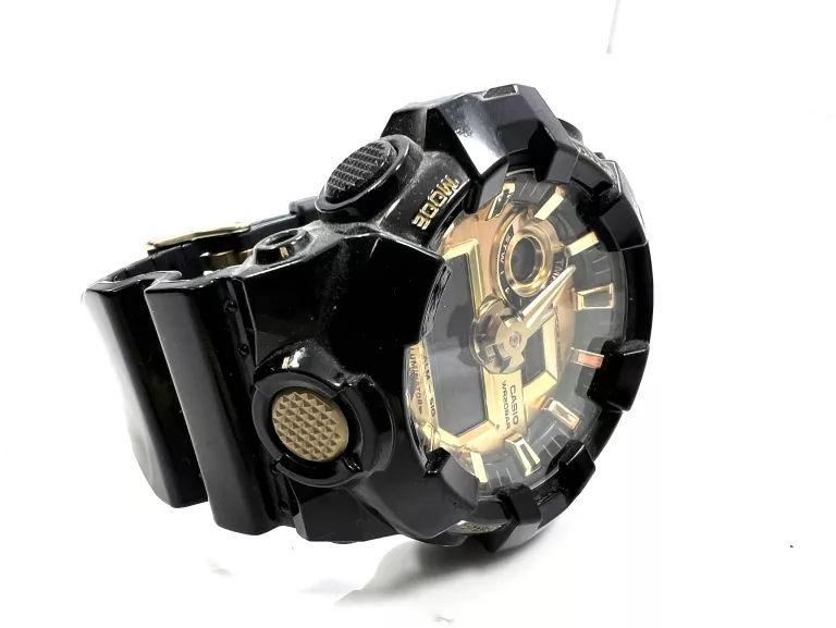 ZEGAREK G-SHOCK GA710GB
