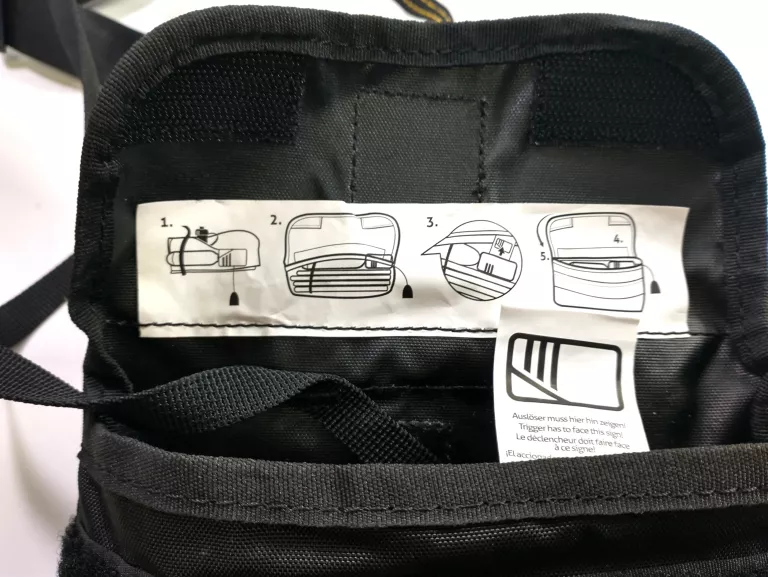 restube-beach-bojka-pneumatyczna-asekuracyjna-restube-one-ean-gtin-4260329280804