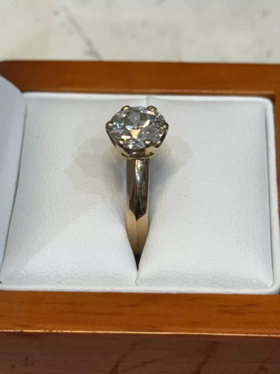 PIERŚCIONEK Z BRYLANTEM O MASIE 2,22 CT / WYCENA WROCŁAW