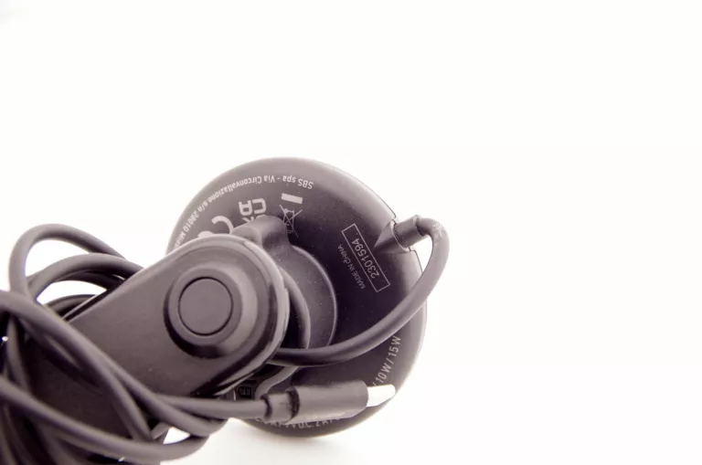 uchwyt-samochodowy-sbs-flexy-15w-magnetyczny-z-ladowaniem-bezprzewodowym-marka-248135-1030423