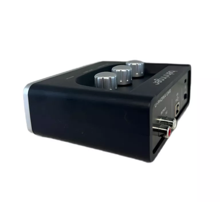PRZEDWZMACZNIACZ MIXER MIKROFONOWY BEHRINGER U-PHORIA UM2