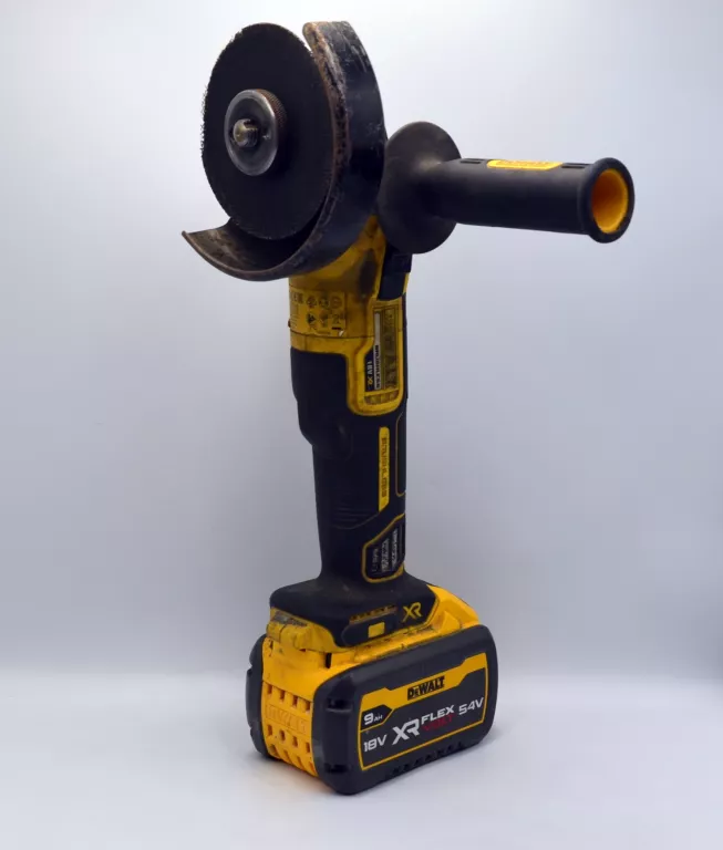 SZLIFIERKA KĄTOWA DEWALT DCG405