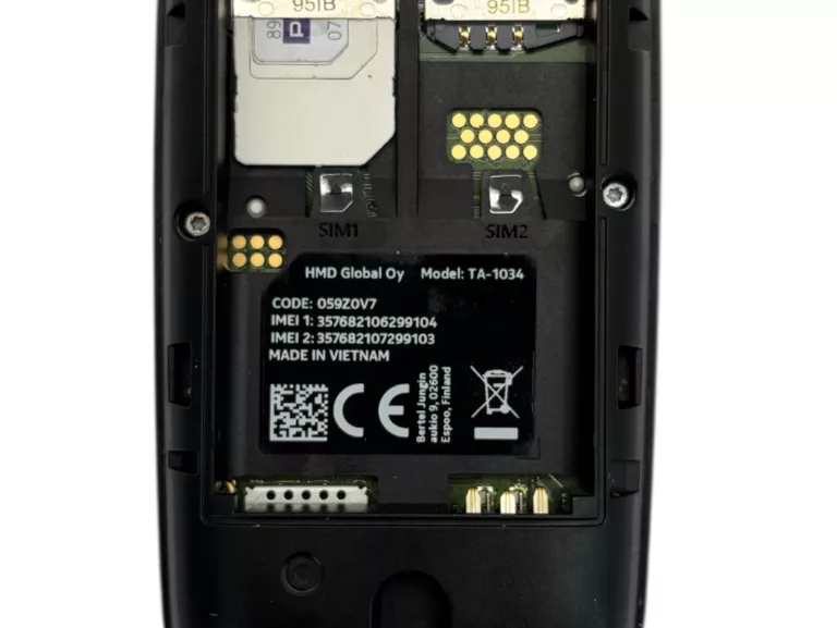 TELEFON NOKIA 105 KOMPLET
