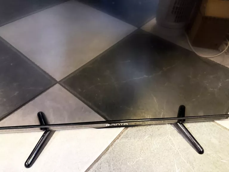 TV MANTA 32" LED3204 + PILOT
