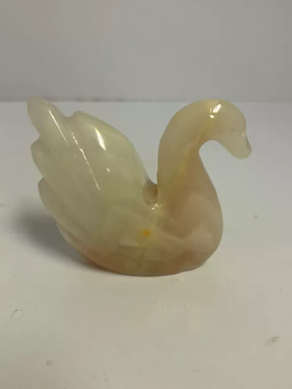 PIĘKNA FIGURKA ONYKS ŁABĘDŹ