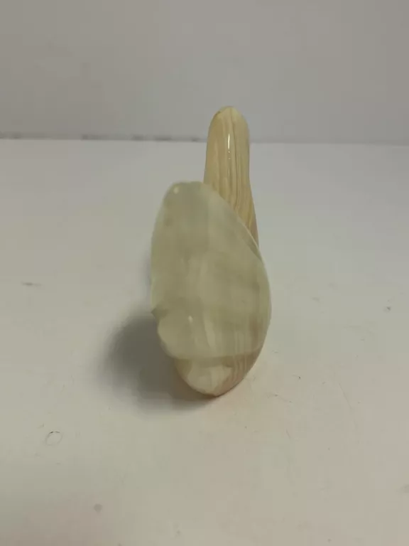 PIĘKNA FIGURKA ONYKS ŁABĘDŹ