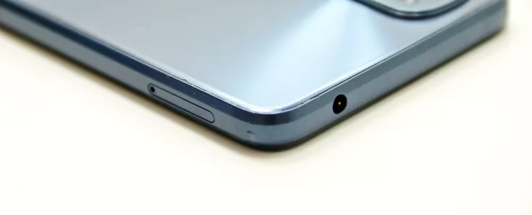 TELEFON MOTO E32S 3/32GB