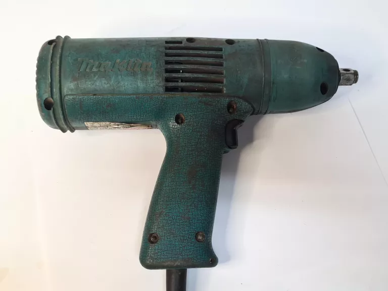 KLUCZ UDAROWY MAKITA 6905H