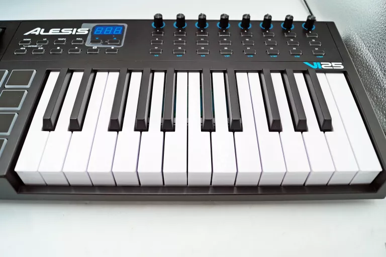 ALESIS VI 25 KLAWIATURA STERUJĄCA