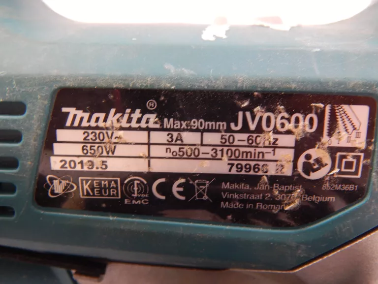 WYRZYNARKA MAKITA JV0600