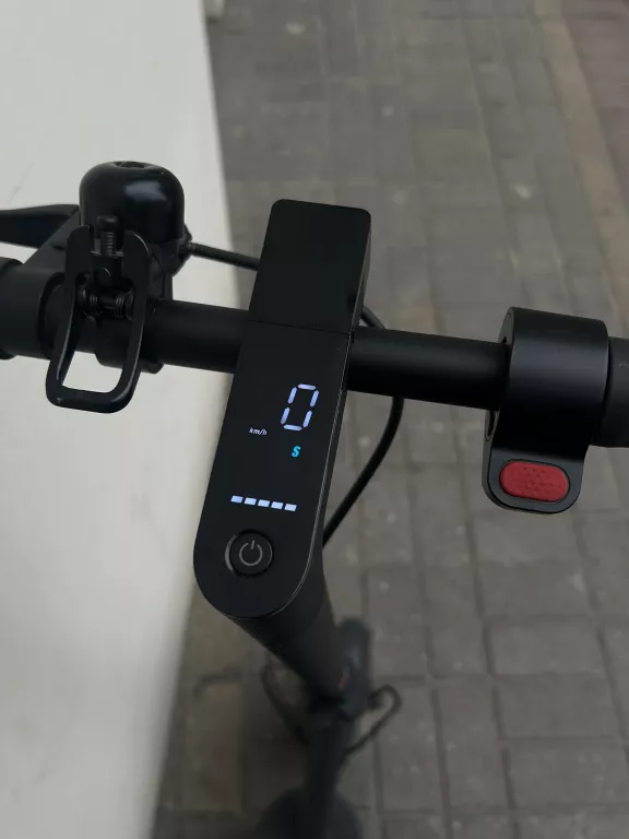 HULAJNOGA ELEKTRYCZNA XIAOMI MI ELECTRIC SCOOTER PRO 2 SUPER STAN