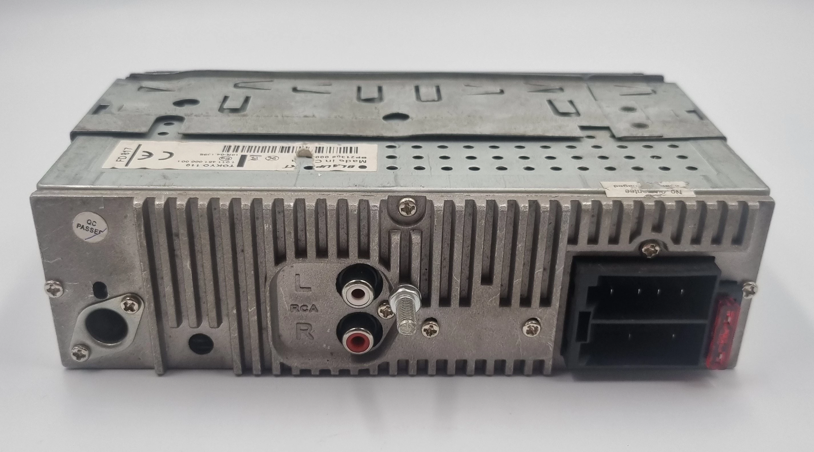 radio-samochodowe-blaupunkt-tokyo-110-stan-11323-2