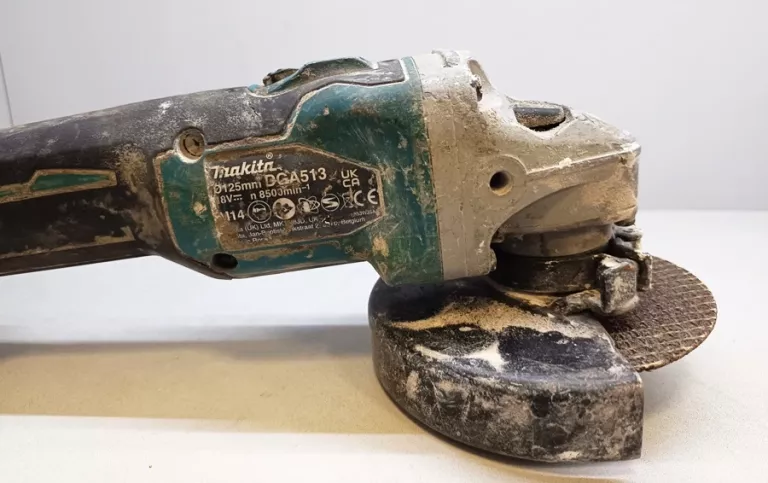 szlifierka-katowa-makita-dga513-2021r-body-rodzaj-zasilania-128529-1