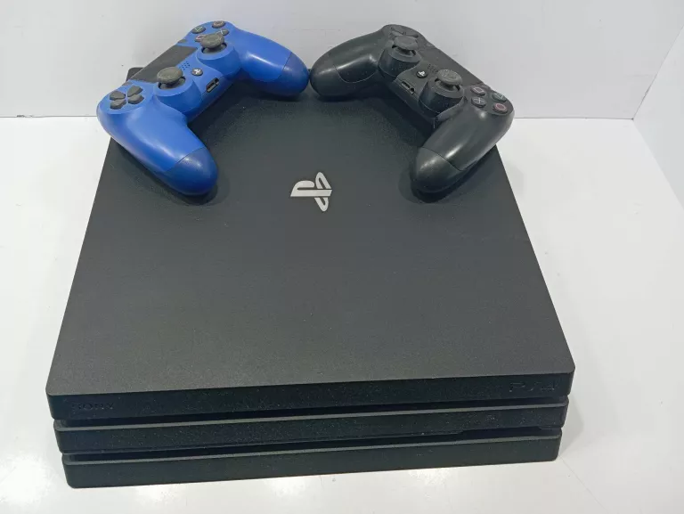 KONSOLA PS4 PRO 2 PADY