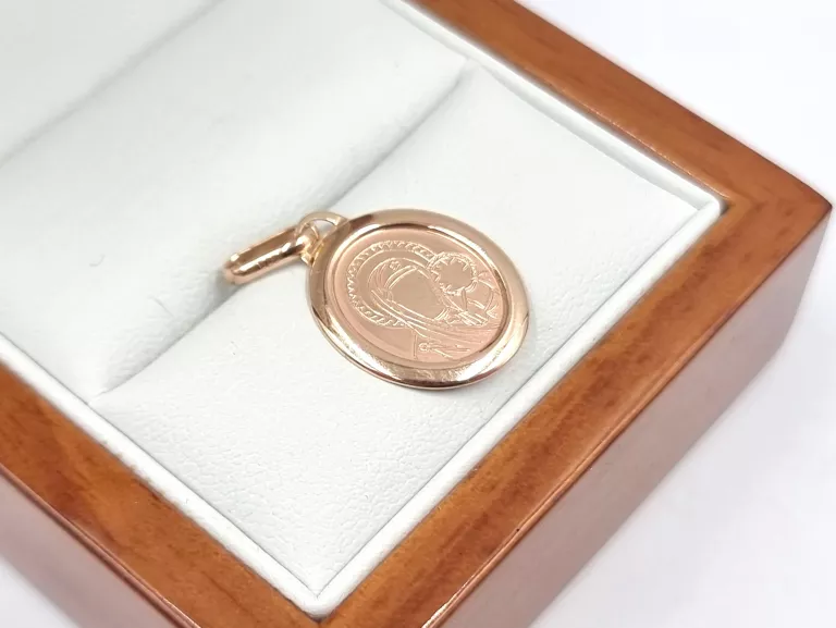 zlota-zawieszka-matka-boska-p585-096g-ean-gtin-5905868205466