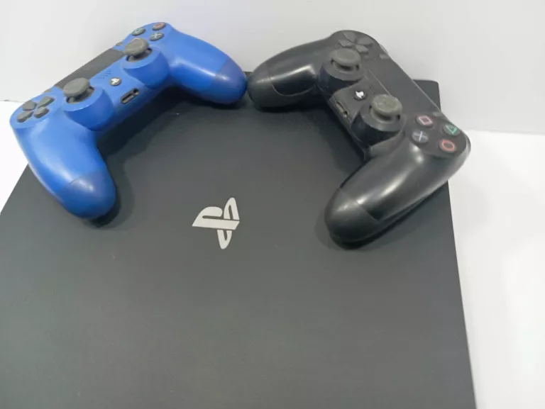 KONSOLA PS4 PRO 2 PADY