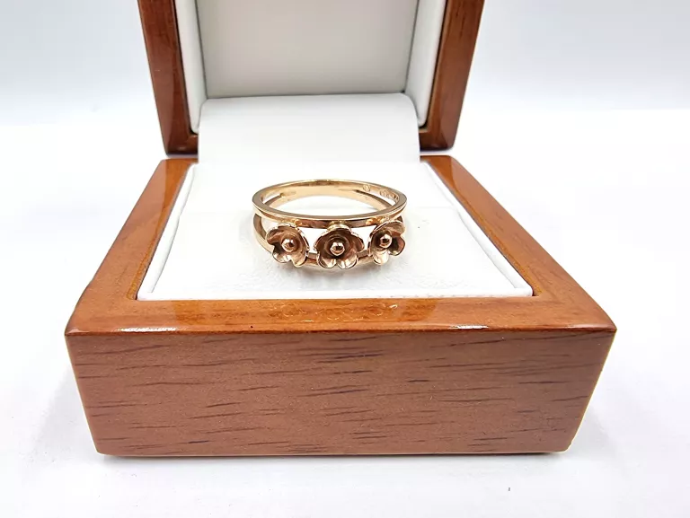 zloty-pierscionek-kwiaty-p585-332g-r17-3-maja-48-poznan-ska-x