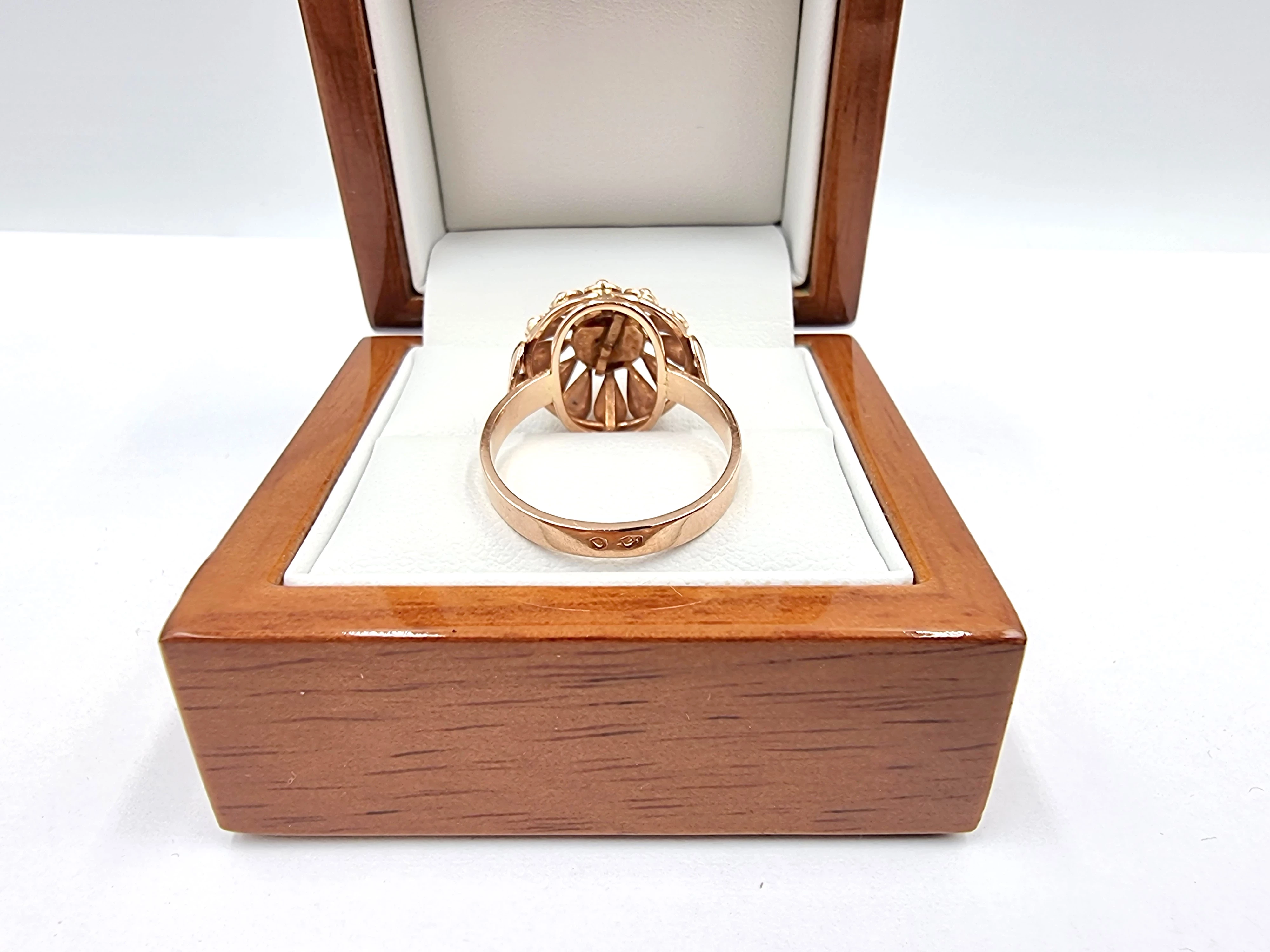 zloty-pierscionek-z-koralem-p585-482g-r21-kamien-17088-524288