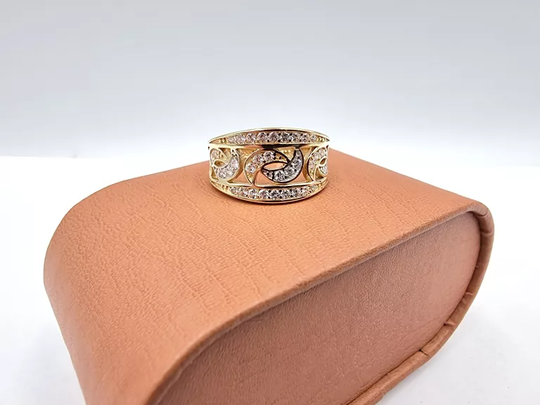 zloty-pierscionek-z-cyrkoniami-p585-404g-r16-stan-11323-2