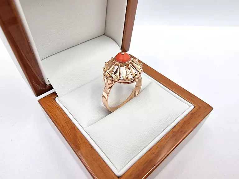 zloty-pierscionek-z-koralem-p585-482g-r21-3-maja-48-poznan-ska-x