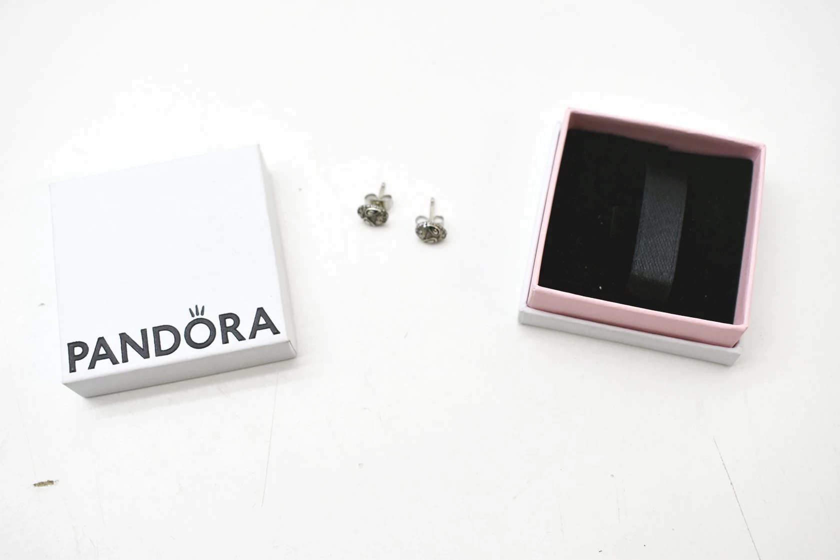 srebrne-kolczyki-pandora-spiderman-marvel-material-15835-4