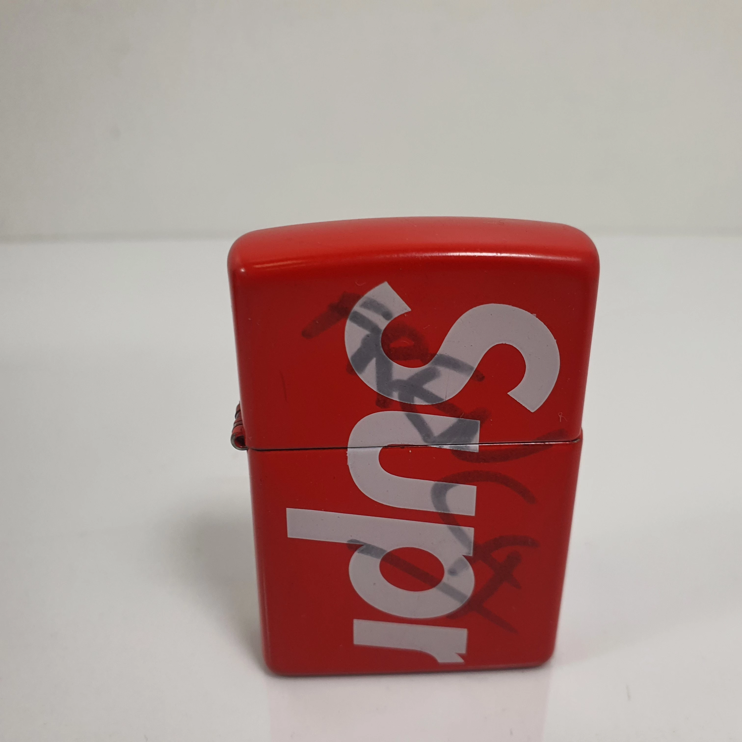 zapalniczka-zippo-supreme-ean-gtin-0191693709148