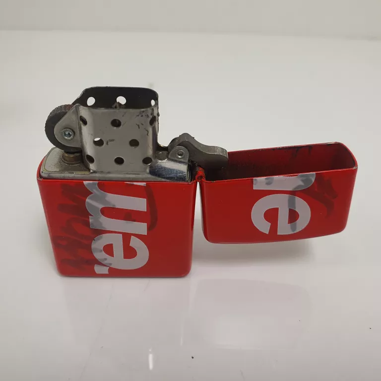 ZAPALNICZKA ZIPPO SUPREME