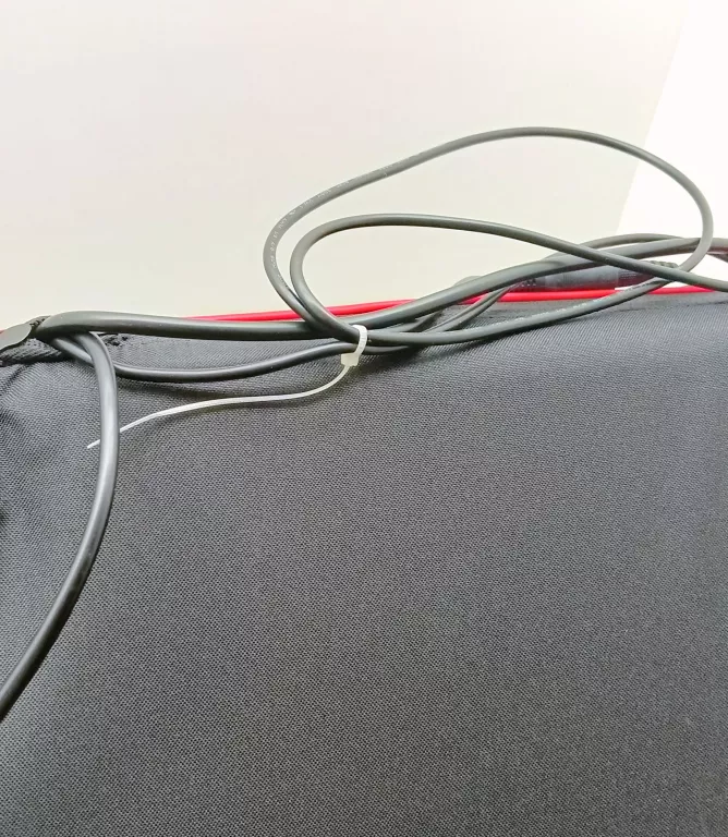 mata-masujaca-luxique-akcesoria-pudelko-jak-nowa-marka-248811-1976140