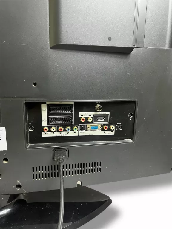 TELEWIZOR LCD SAMSUNG LE32S71B Z PILOTEM I KABLEM ZASILAJĄCYM