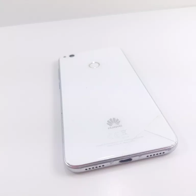 TELEFON HUAWEI P9 LITE 2017 BIAŁY 3/16 ZBITY TYŁ