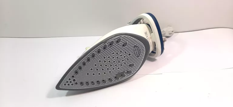 ŻELAZKO TEFAL FV4870