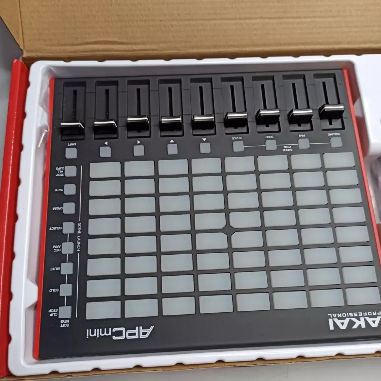 AKAI APC MINI MK2 - KONTROLER DO ABLETON LIVE