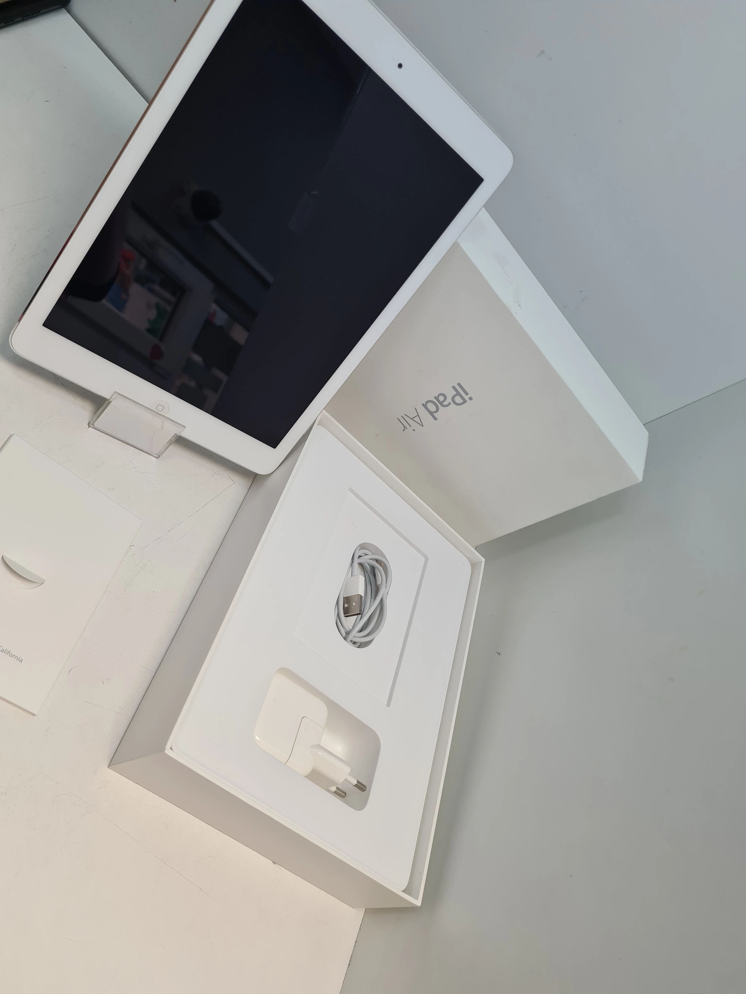 tablet-apple-ipad-air-32gb-pilsudskiego-6-nowy-tomysl