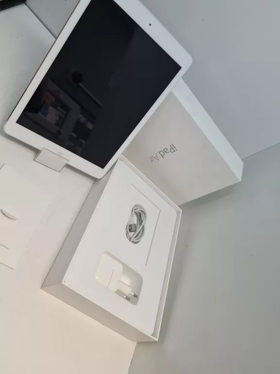 tablet-apple-ipad-air-32gb-pilsudskiego-6-nowy-tomysl