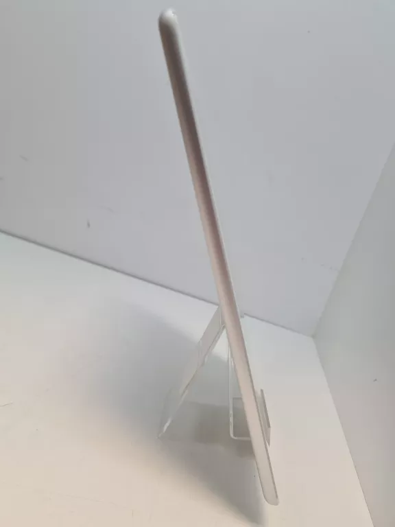 tablet-apple-ipad-air-32gb-komunikacja-219-2