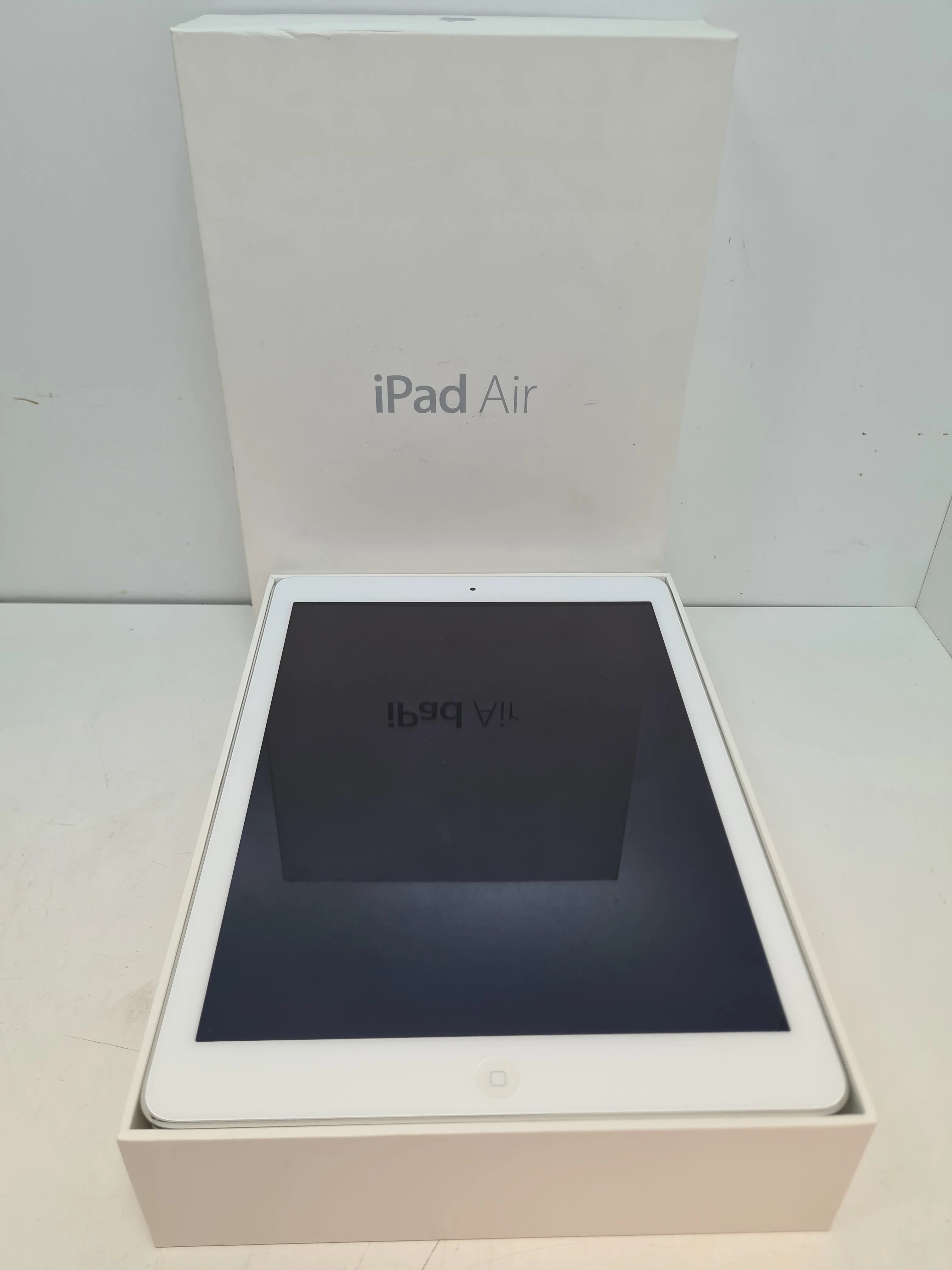 tablet-apple-ipad-air-32gb-ean-gtin-0888462099028
