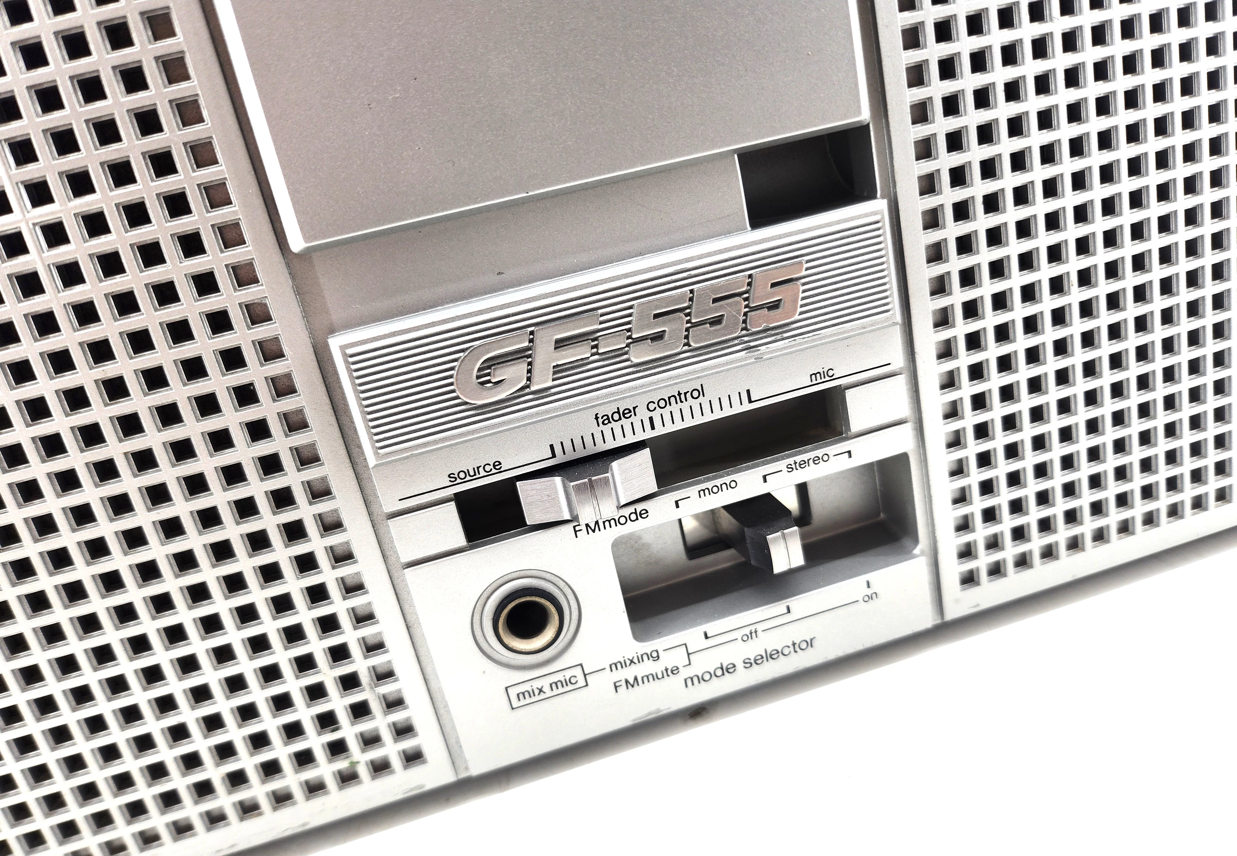 niespotykany-sharp-boombox-gf-555-magnetofon-ean-gtin-5068997553522